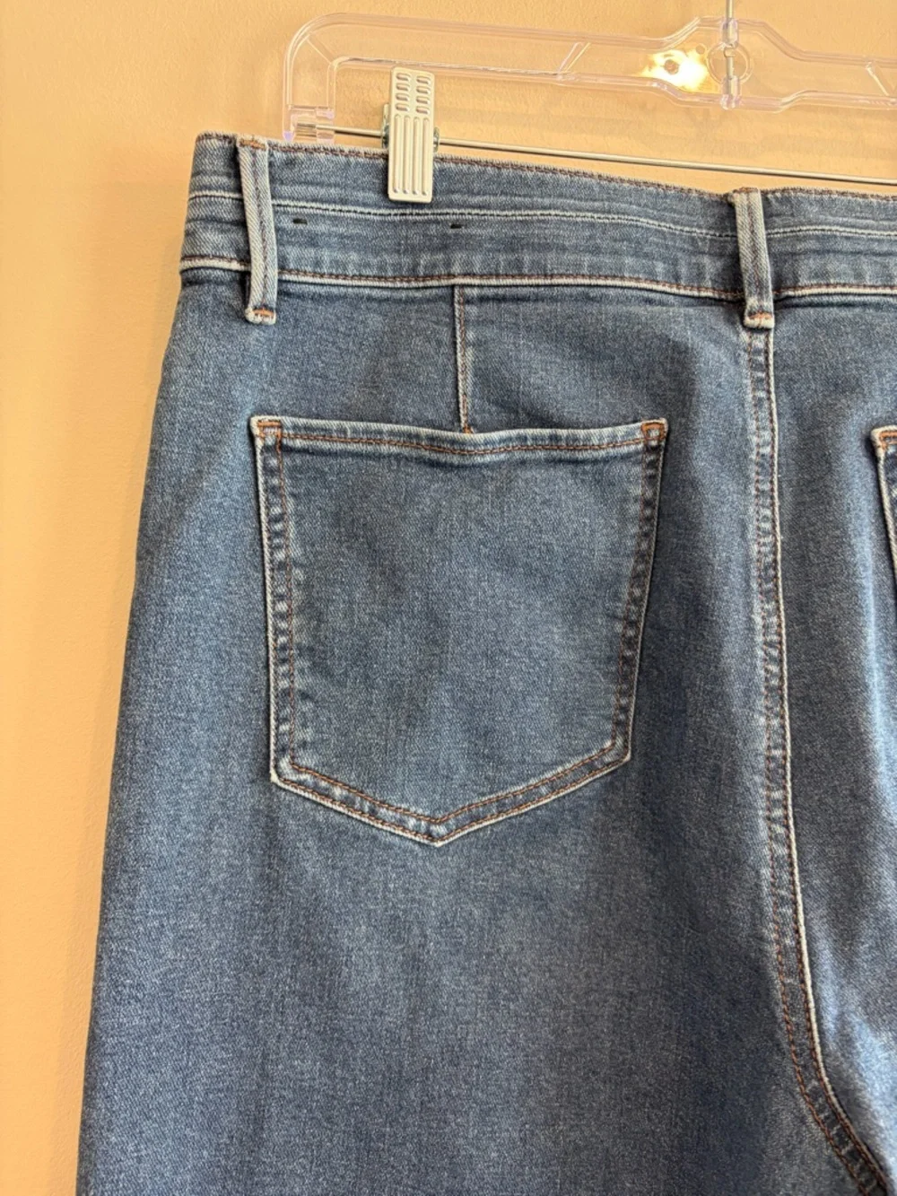 Popular “The Wide Leg “ Cropped Sailor Jeans by ANN TAYLOR. Size 12 - Picture 8 of 10